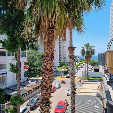 Eski Lara Merkezde Deniz Manzarali Daire Antalya
