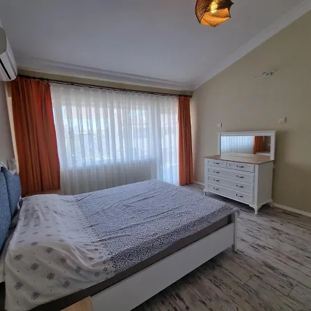 Apartamento Eski Lara Merkezde Deniz Manzarali Daire Antália